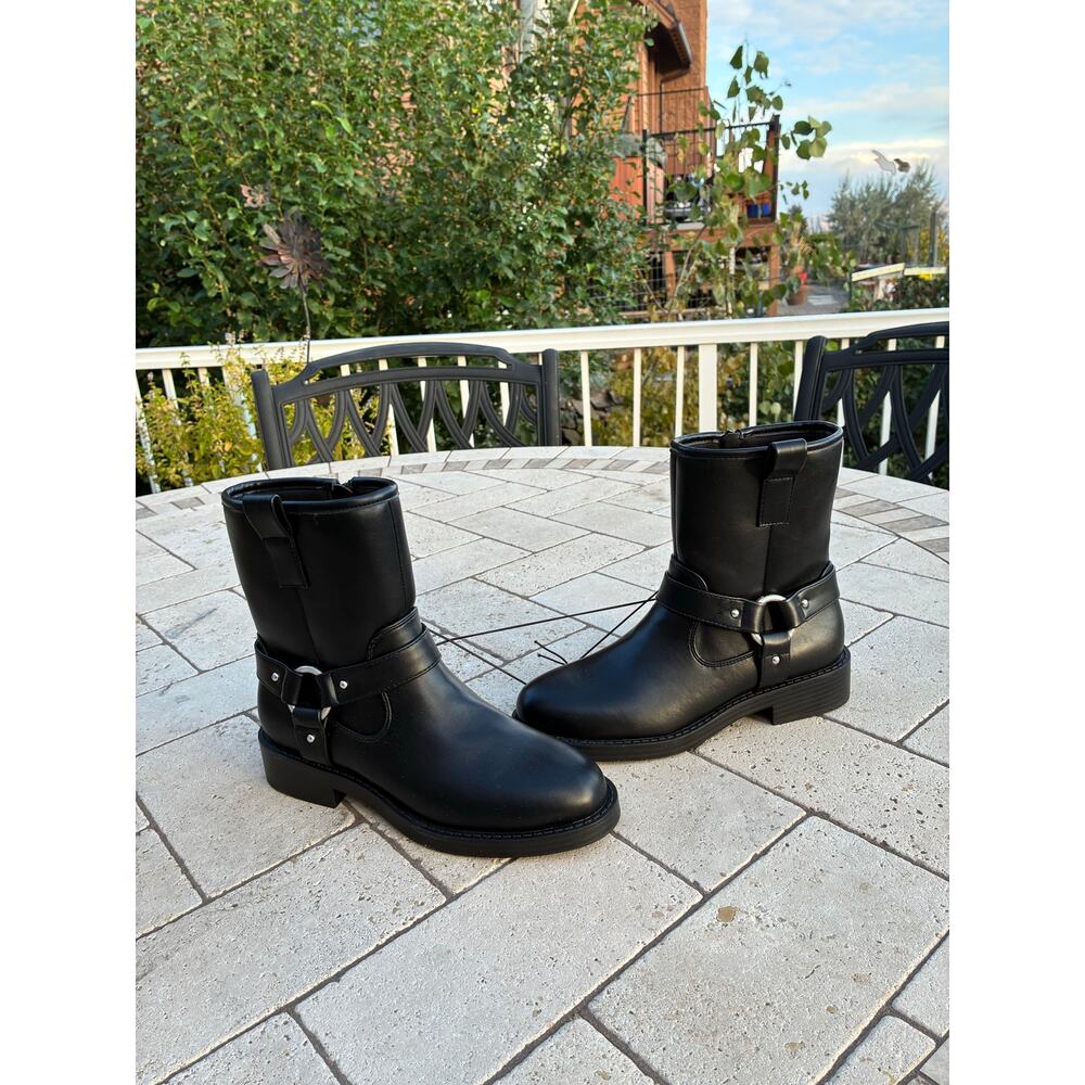 Dolce Vita Biker Boots Black Moto Side Zipper Low Block Heel Size 9 - Picture 5 of 9